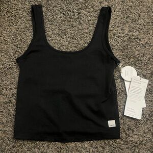 Vuori Black Fitted Crop Tank Top